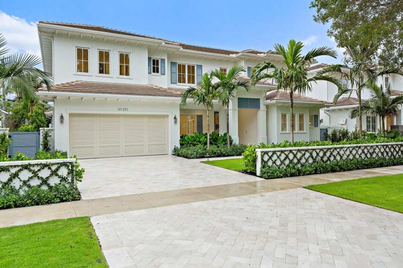 5 bedroom Single Family Residence at 235 Forest Hill Boulevard, Lake Forest Park, West Palm Beach — photo 1
