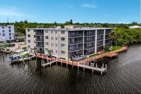 710 NE 7th Street #207, Boynton Beach FL - photo 17 of 31