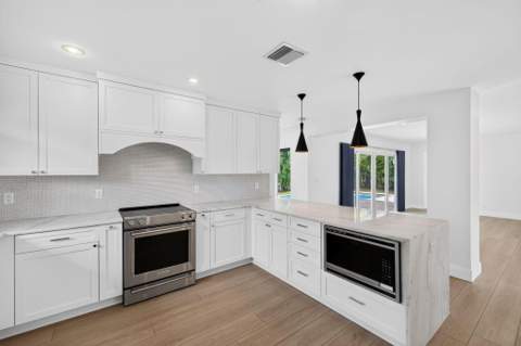 2141 NE 62nd Court, Fort Lauderdale FL - photo 11 of 59