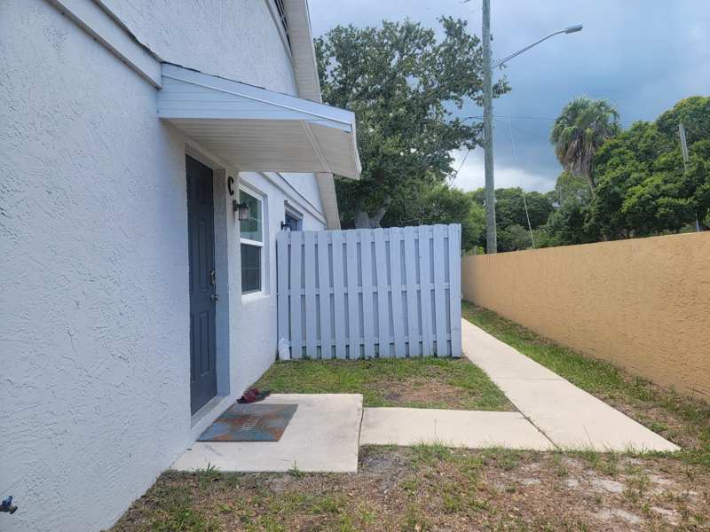 1 bedroom Townhouse at 2001 Oleander Boulevard #C, Southern Courtyard Town Homes, Fort Pierce — photo 1