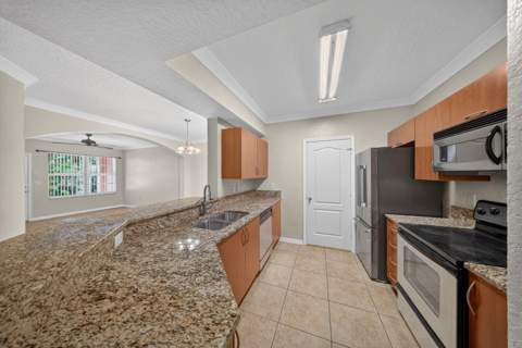150 SW Peacock Boulevard #26-102, Port St. Lucie FL - photo 10 of 31