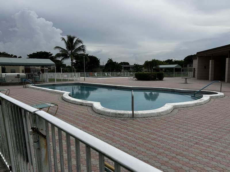 1 bedroom Condominium at 7400 NW 5th Place #105, Oriole Gardens 20 Condo, Margate — photo 3