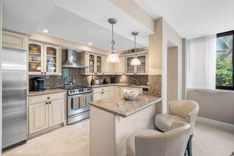 6885 N Ocean Boulevard #1040, Ocean Ridge FL - photo 9 of 45