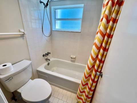 9450 Poinciana Place #416, Davie FL - photo 16 of 42