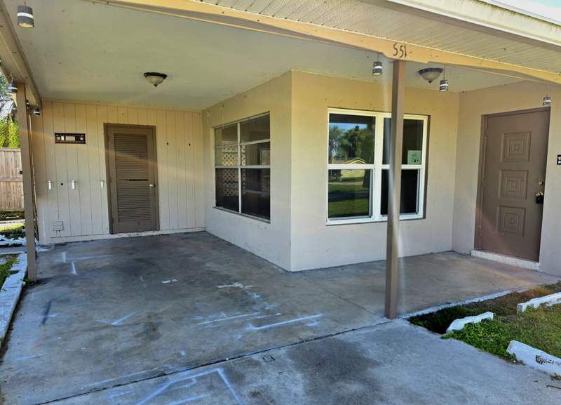 2 bedroom Single Family Residence at 4651 SE Chatham Avenue, Coral Gardens, Stuart — photo 4