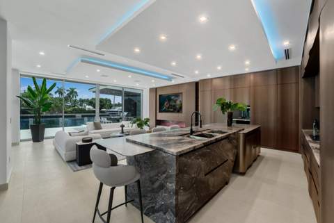 414 Royal Plaza Drive, Fort Lauderdale FL - photo 8 of 60