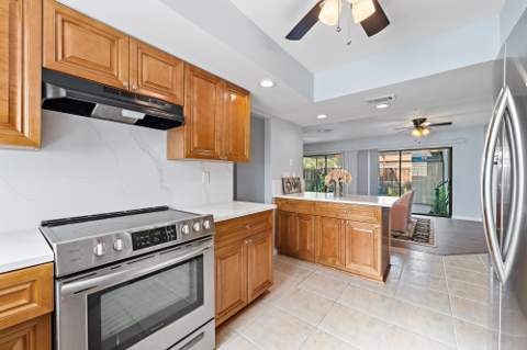 148 Weybridge Circle #C, Royal Palm Beach FL - photo 7 of 18