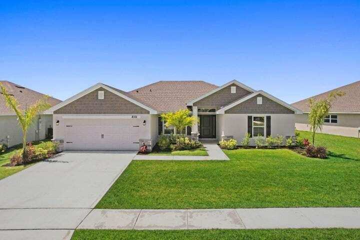 4 bedroom Single Family Residence at 3998 SW McCain Street, Port St Lucie Section 21, Port St. Lucie — photo 1