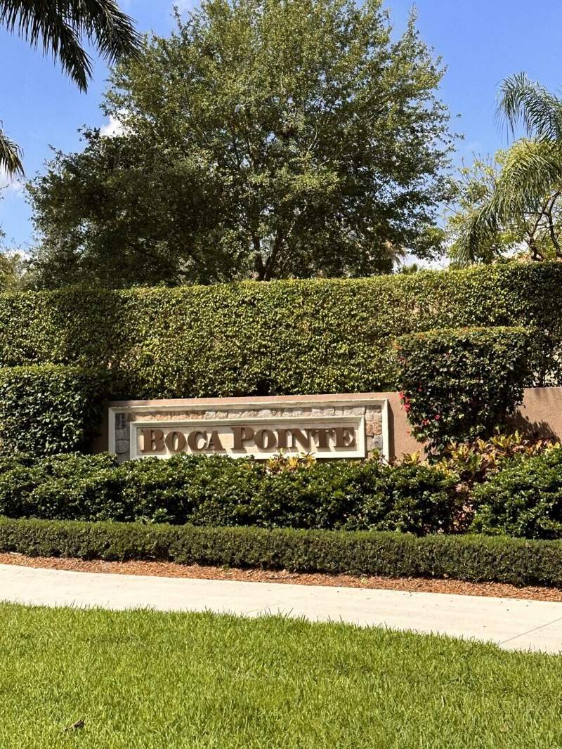 3 bedroom Townhouse at 6758 Via Regina, Plum At Boca Pointe Condos One Thru 15 Filed In Or, Boca Raton — photo 2