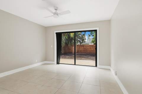 581 NW 47th Avenue, Delray Beach FL - photo 13 of 34