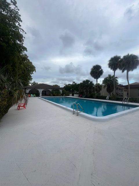 2700 Riverside Drive #103, Coral Springs FL - photo 11 of 13