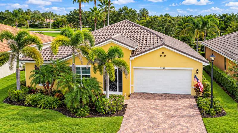 3 bedroom Single Family Residence at 11258 SW Apple Blossom Trail, Tradition Plat No 28, Port St. Lucie — photo 2