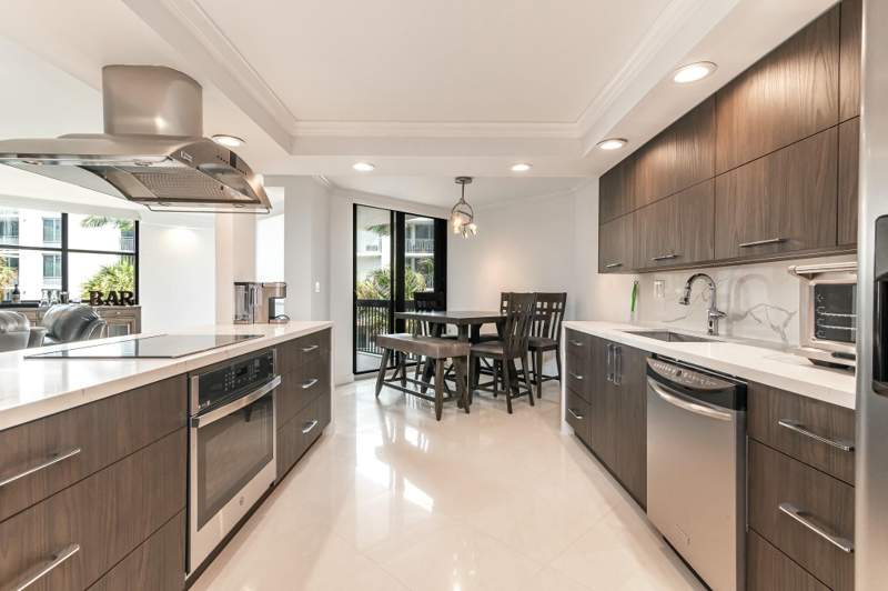 2 bedroom Condominium at 1155 Hillsboro Mile #305, Hillsboro Ocean Club Condo, Hillsboro Beach — photo 5