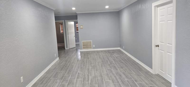5 bedroom Single Family Residence at 1408 W Broome Street, Lantana Heights 3, Lantana — photo 4