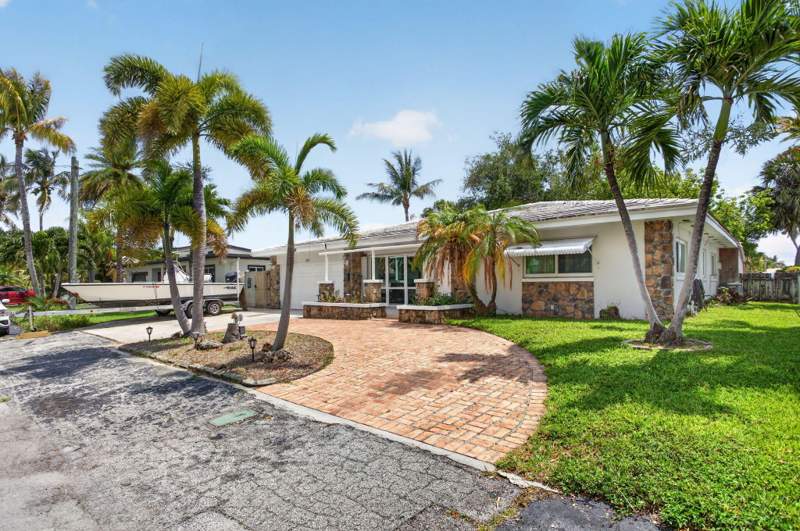 2 bedroom Single Family Residence at 420 SE 14th Avenue, Snug Harbor Sec One, Pompano Beach — photo 3