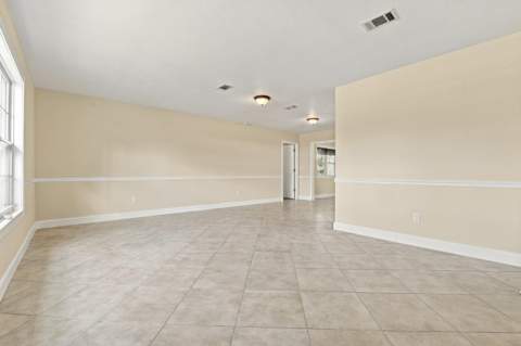2938 SE Dalhart Road, Port St. Lucie FL - photo 9 of 48