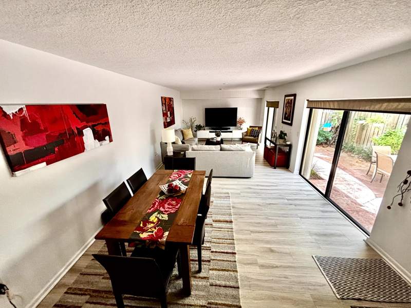 2 bedroom Condominium at 1700 Embassy Drive #403, Embassy Park Cond Decl Filed 7-19-79 Or3101P915 Am, West Palm Beach — photo 3