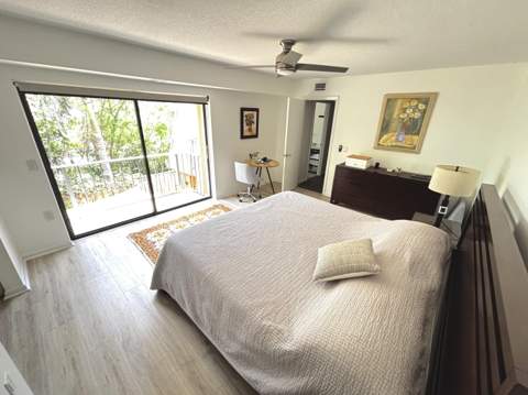 1700 Embassy Drive #403, West Palm Beach FL - photo 7 of 20