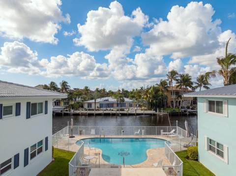 2330 NE 36th Street #11, Lighthouse Point FL - photo 7 of 36