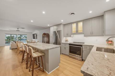 2330 NE 36th Street #11, Lighthouse Point FL - photo 9 of 36