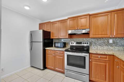 11 Royal Palm Way #3040, Boca Raton FL - photo 16 of 68