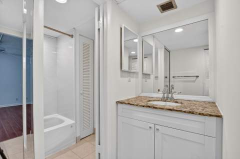 11 Royal Palm Way #3040, Boca Raton FL - photo 22 of 68
