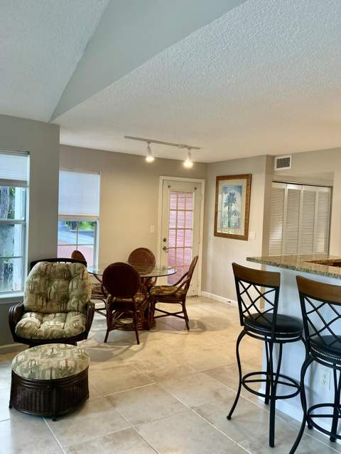 1125 Crystal Way #B, Delray Beach FL - photo 11 of 43