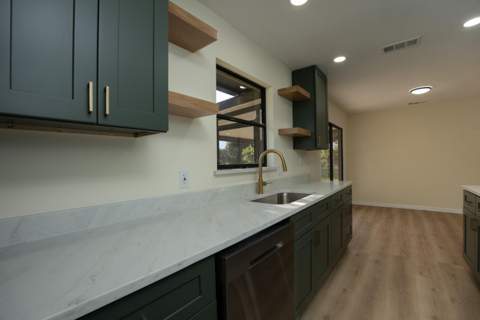 661 SW Cynthia Street, Port St. Lucie FL - photo 12 of 31