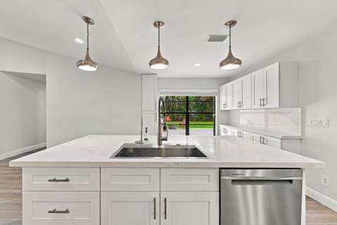 9255 NW 18th Street, Plantation FL - photo 19 of 49