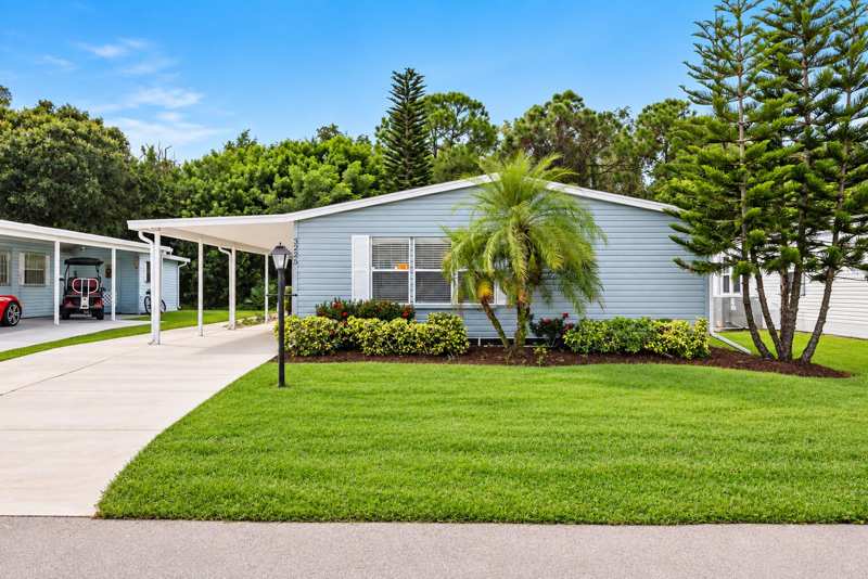 0 bedroom Manufactured Home at 3225 Columbrina Circle, Savanna Club Plat II, Port St. Lucie — photo 1
