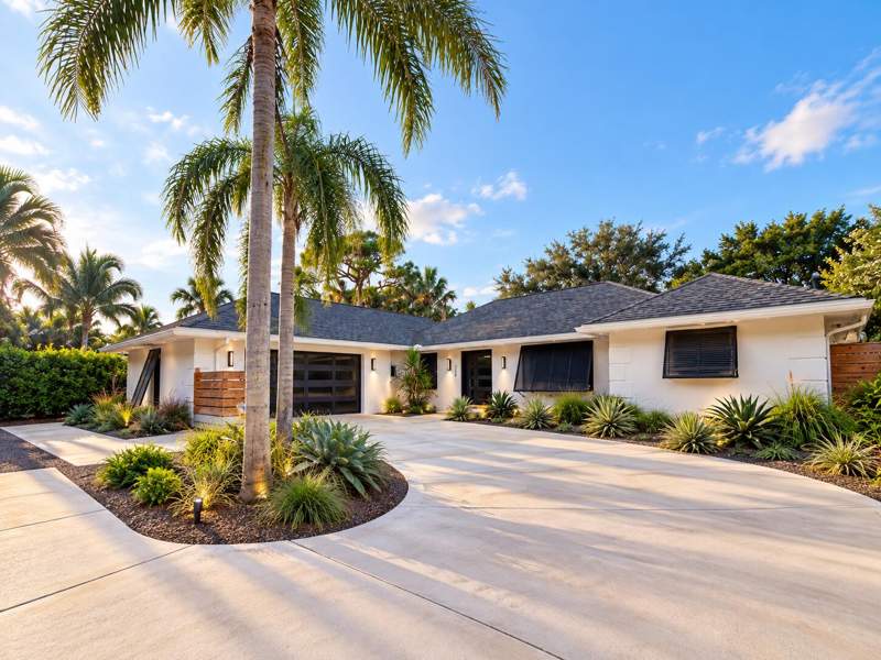 4 bedroom Single Family Residence at 354 Country Club Drive, Tequesta Country Club, Tequesta — photo 2