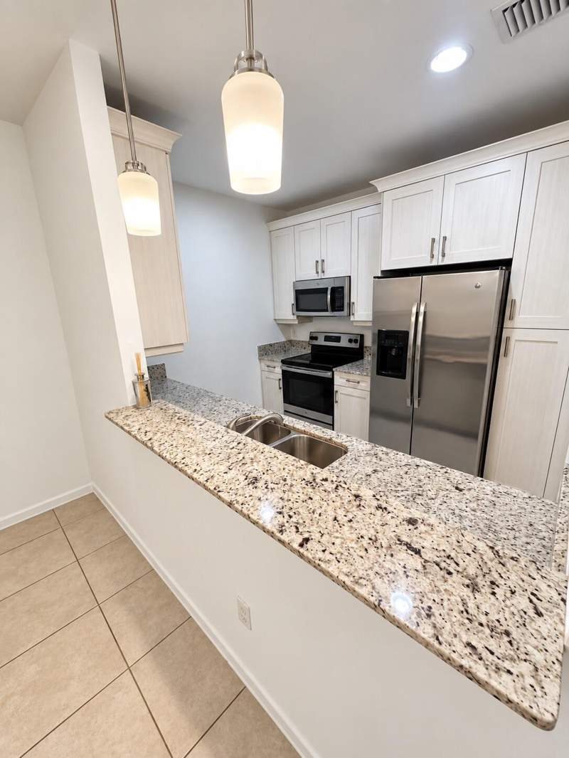 3 bedroom Townhouse at 5984 Monterra Club Drive, Colony Reserve At Lake Worth, Lake Worth — photo 4