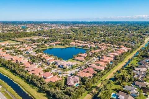 3405 Lago De Talavera, Lake Worth FL - photo 24 of 31
