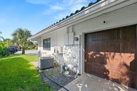 3554 Pine Lake Court, Delray Beach FL - photo 14 of 53
