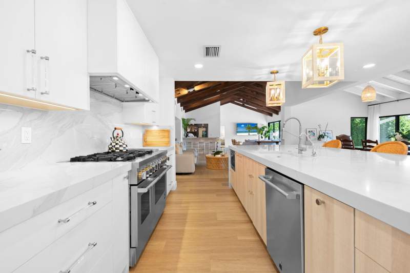 5 bedroom Single Family Residence at 3554 Pine Lake Court, Seagate Country Club, Delray Beach — photo 4