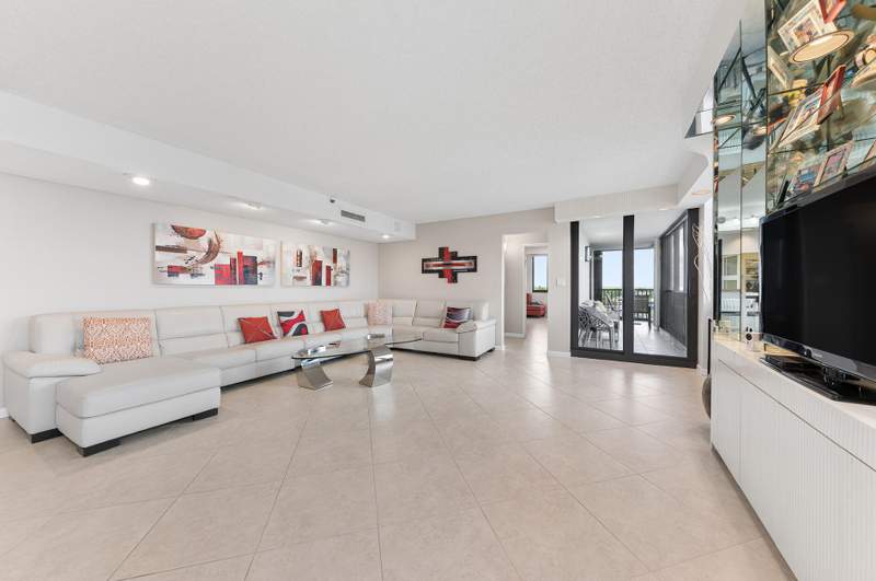 2 bedroom Condominium at 3420 S Ocean Boulevard #8T, Coronado At Highland Beach Condo, Highland Beach — photo 3