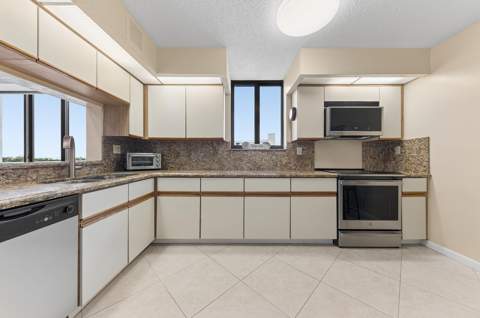3420 S Ocean Boulevard #8T, Highland Beach FL - photo 9 of 29
