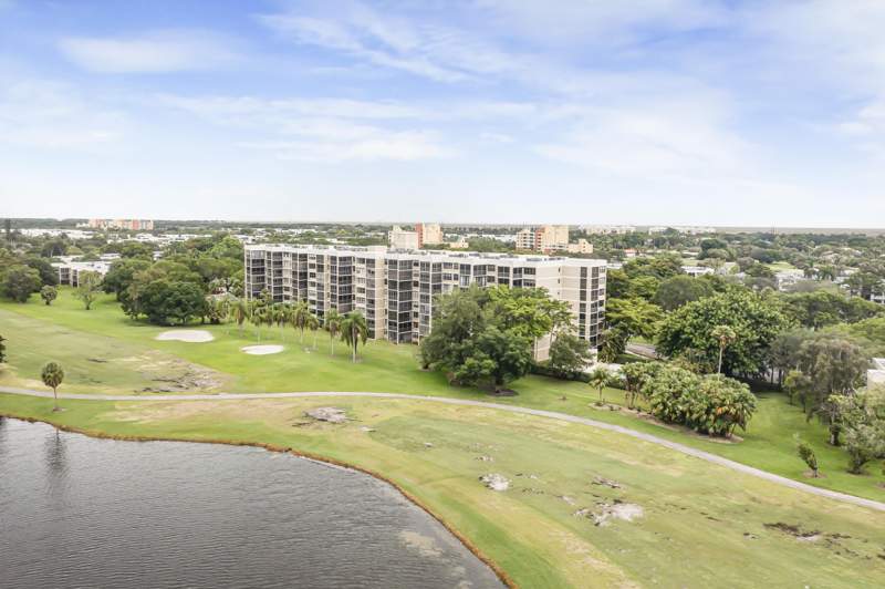 2 bedroom Condominium at 16300 Golf Club Road #114, Country Club Apts At Bonaventure 32, Weston — photo 3