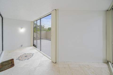 16300 Golf Club Road #114, Weston FL - photo 19 of 25