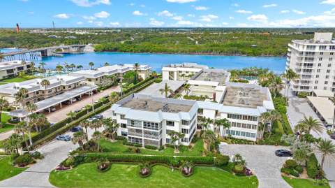 325 S Beach Road #210, Tequesta FL - photo 6 of 7