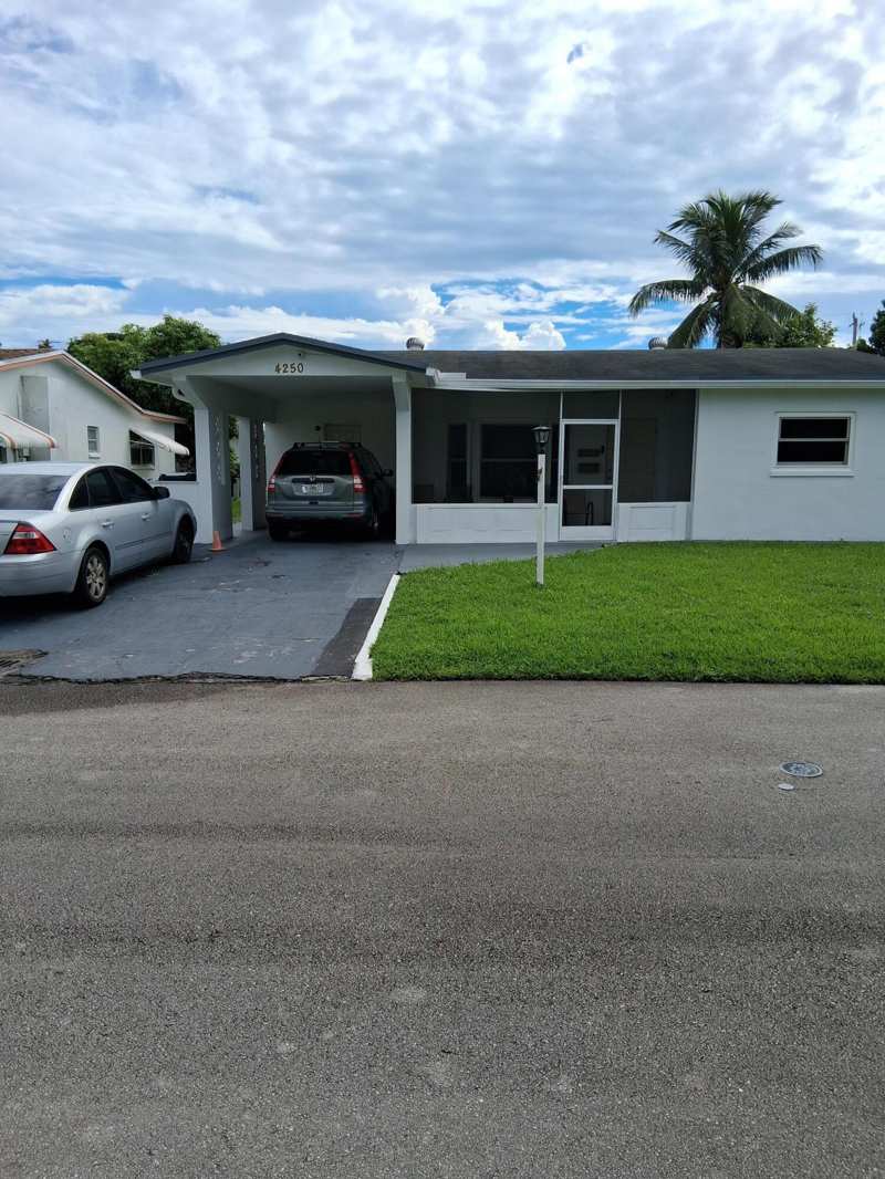 3 bedroom Single Family Residence at 4250 NW 49th Terrace, Oakland Estates 4th Sec, Lauderdale Lakes — photo 1