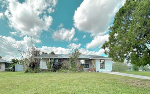 201 NW Floresta Drive, pool for sale in Port St. Lucie