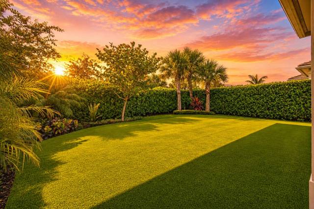 12424 Hammock Way, home for sale in Palm Beach Gardens