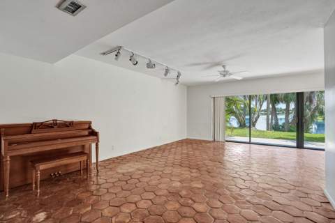3410 Heather Terrace #3, Lauderhill FL - photo 7 of 57