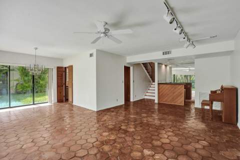 3410 Heather Terrace #3, Lauderhill FL - photo 10 of 57