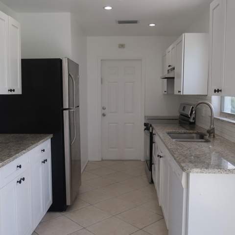 9052 Melody Road, Lake Worth FL - photo 6 of 27