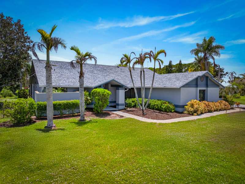 3 bedroom Single Family Residence at 2092 SE Pyramid Road, South Port St Lucie Unit 8, Port St. Lucie — photo 1