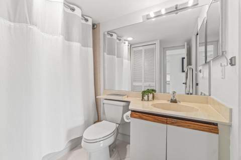5380 Cedar Lake Drive #303, Boynton Beach FL - photo 19 of 34