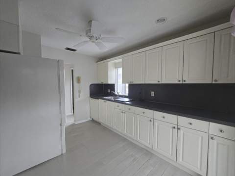 18721 Schooner Drive, Boca Raton FL - photo 13 of 19
