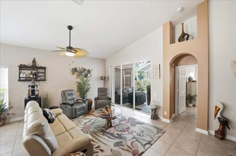 407 NW Granville Street, Port St. Lucie FL - photo 6 of 43